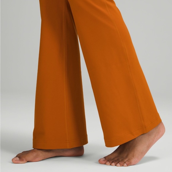 SOLD lululemon Groove Super-High-Rise Flared Pant Nulu - Picture 4 of 9